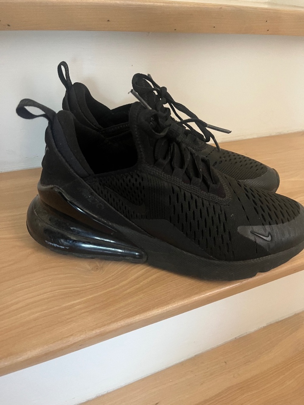 Nike 270- shoes